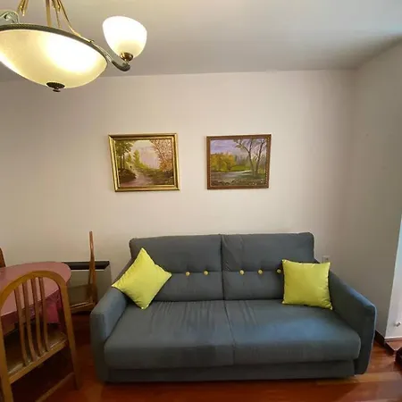 Apartamento Al Lado De La Plaza Mayor En La Bañeza